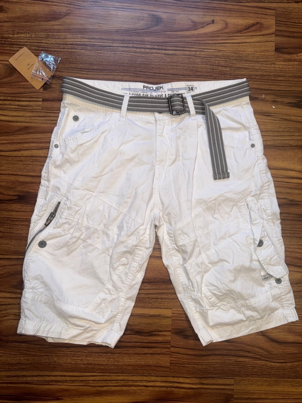 Projekt White Men's Cargo Shorts with Gray Striped Belt